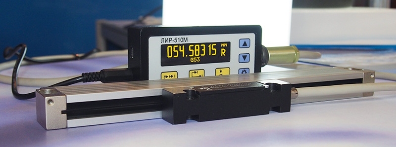 СКБ ИС. Компактное устройство индикации ЛИР 510М.