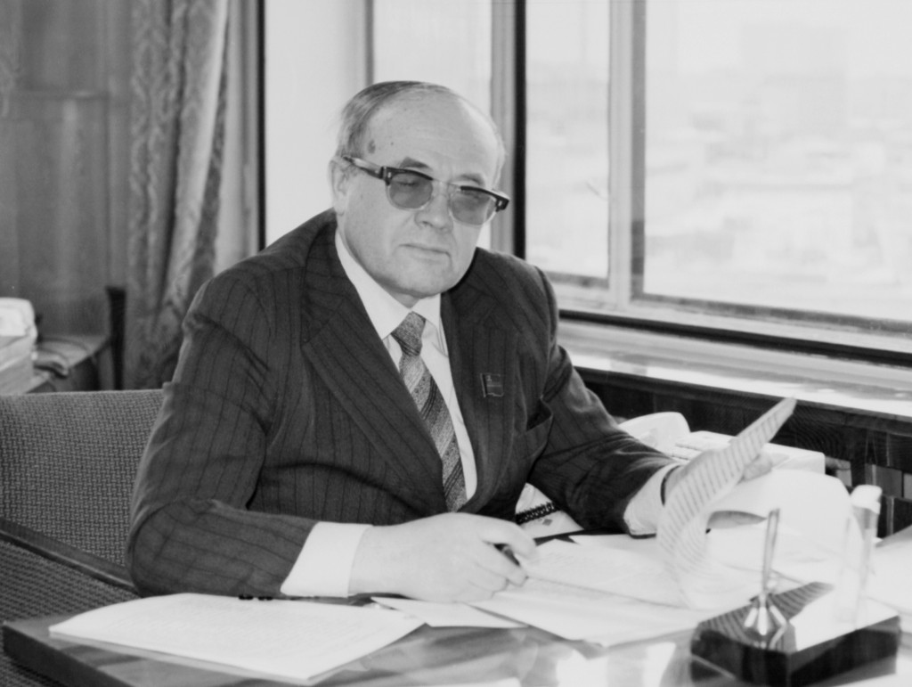 основатель и первый директор НИИ «Полюс» Митрофан Федорович Стельмах