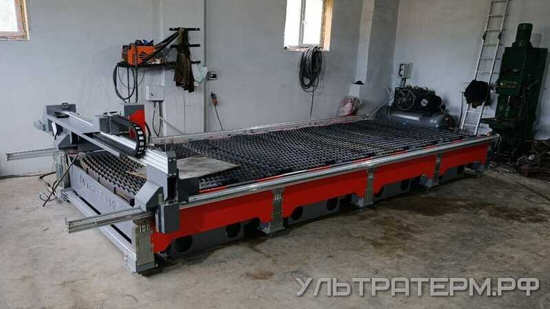 Станок плазменной резки ULTRAFLAME SBR-2060 в цехе