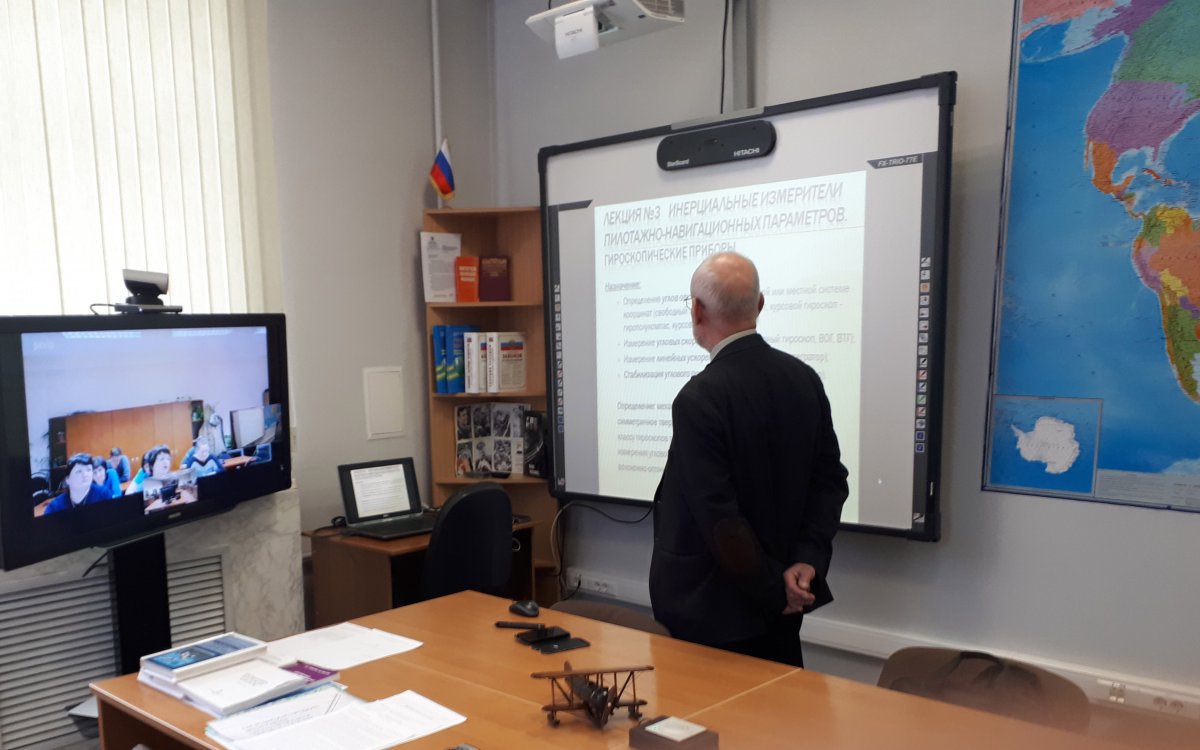 Специалисты Улан-Удэнского авиационного завода прошли профессиональную переподготовку в МАИ